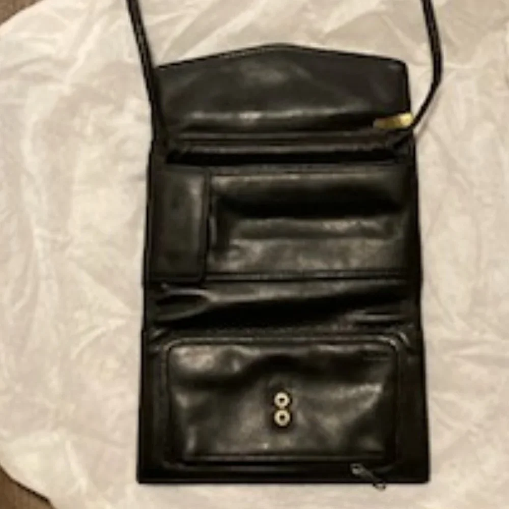 Fossil Wallet on a String! - Picture 2 of 8